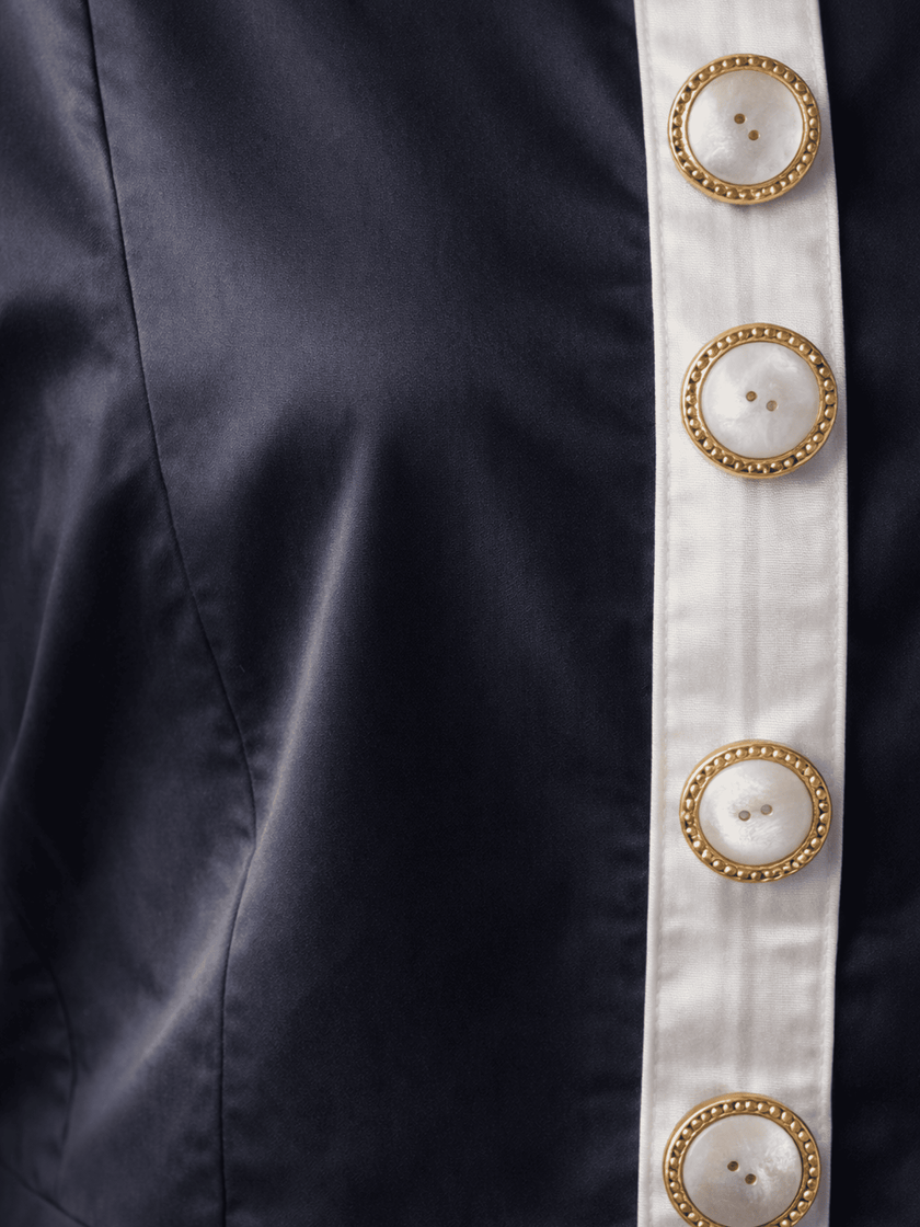 Elegant mini dress - Olivia cotton sateen close up on black mini dress with short sleeves and feminine fit 